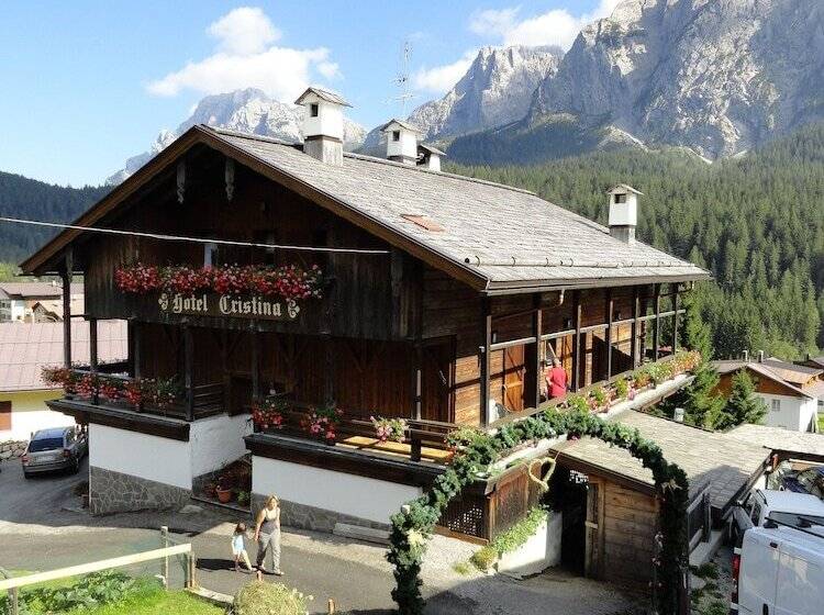 هتل Cristina