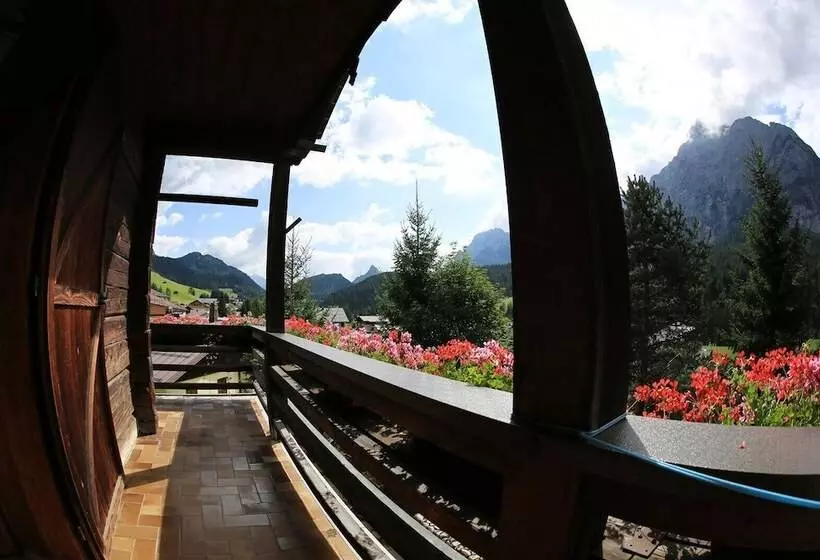 Hotelli Cristina
