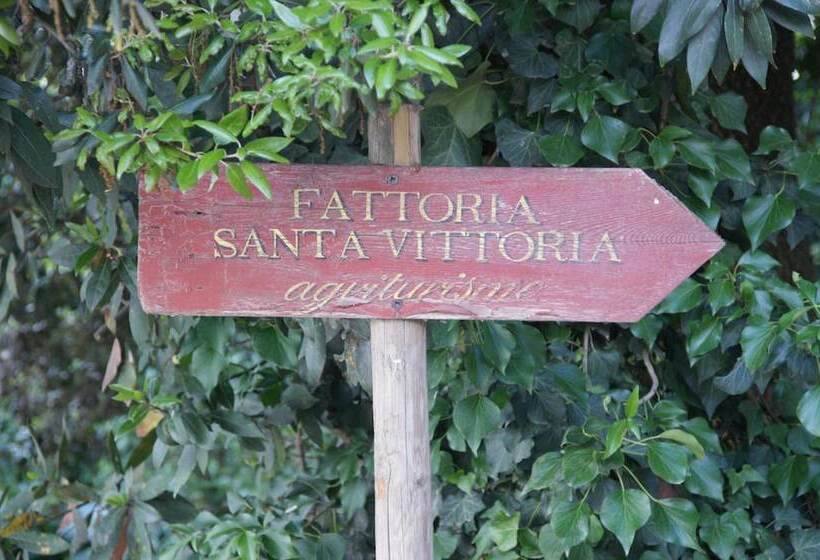 فندق ريفى Agriturismo Fattoria Santa Vittoria