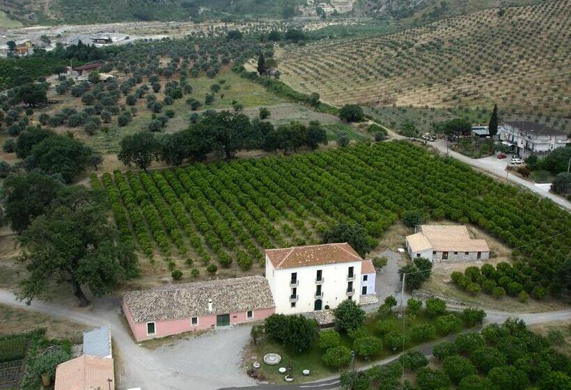 Barone Gr Macrì Agriturismo Modi