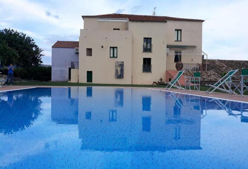 Barone Gr Macrì Agriturismo Modi