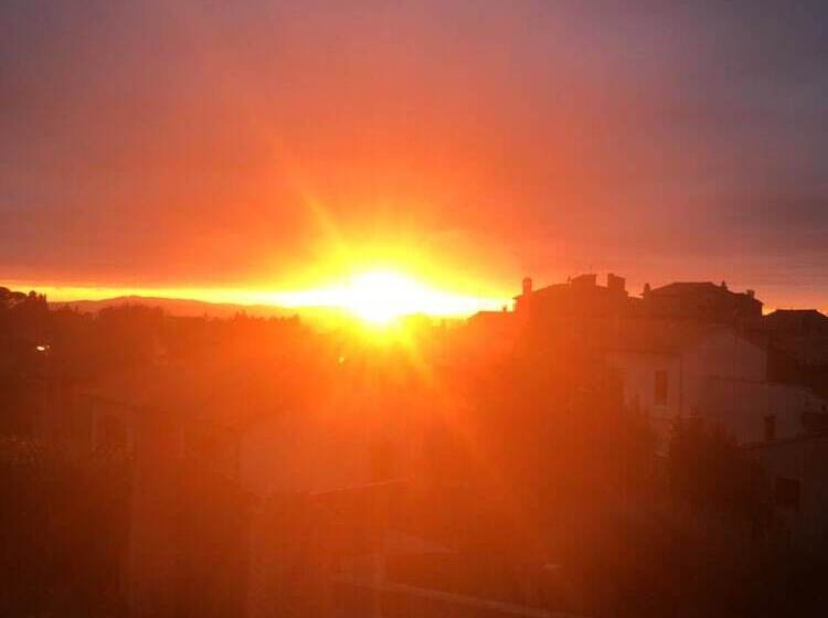 تختخواب و صبحانه La Biocca