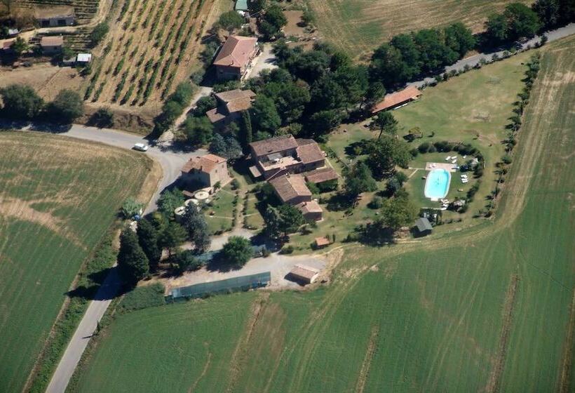 田舎風ホテル Agriturismo Borgo Santa Maria