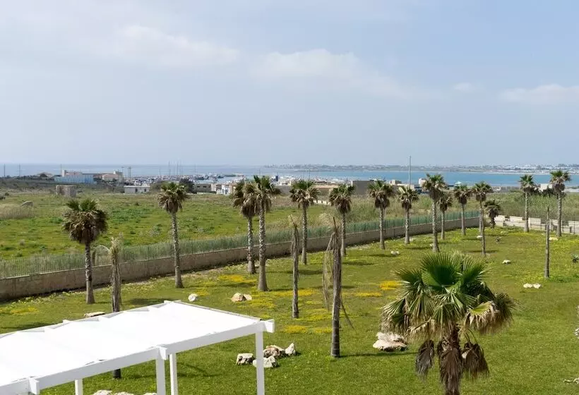 Majatalo Lalena S Garden