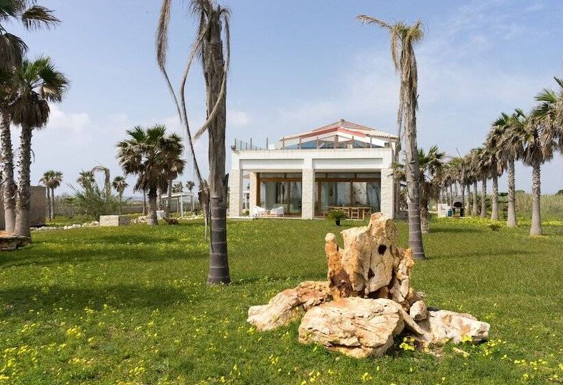 פנסיון Lalena S Garden