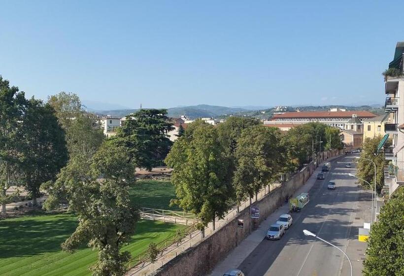 پانسیون Vroom510