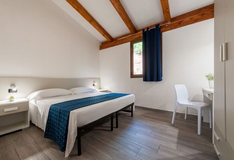 اقامتگاه Green Village