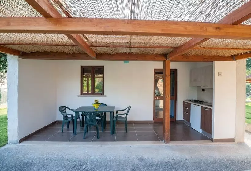 Residenssi Green Village