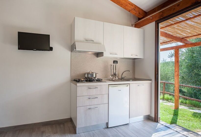 اقامتگاه Green Village