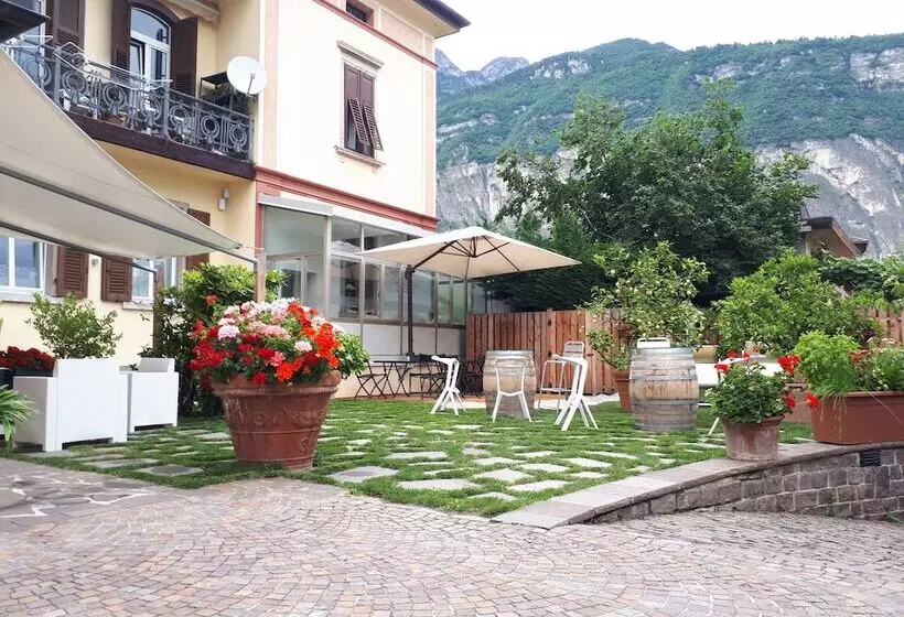 ベッドアンドブレックファースト Casa Da Carmen   Relax & Tradizione