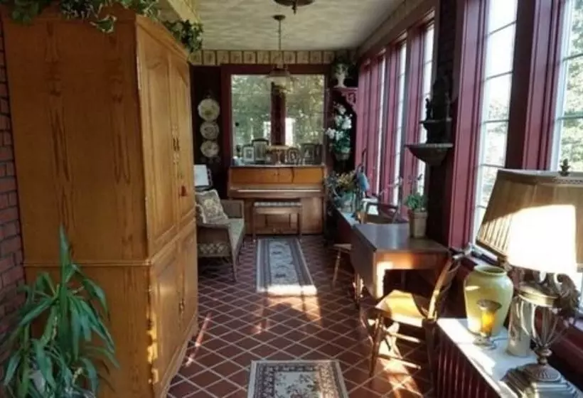 Hart Estate Bed And Breakfast