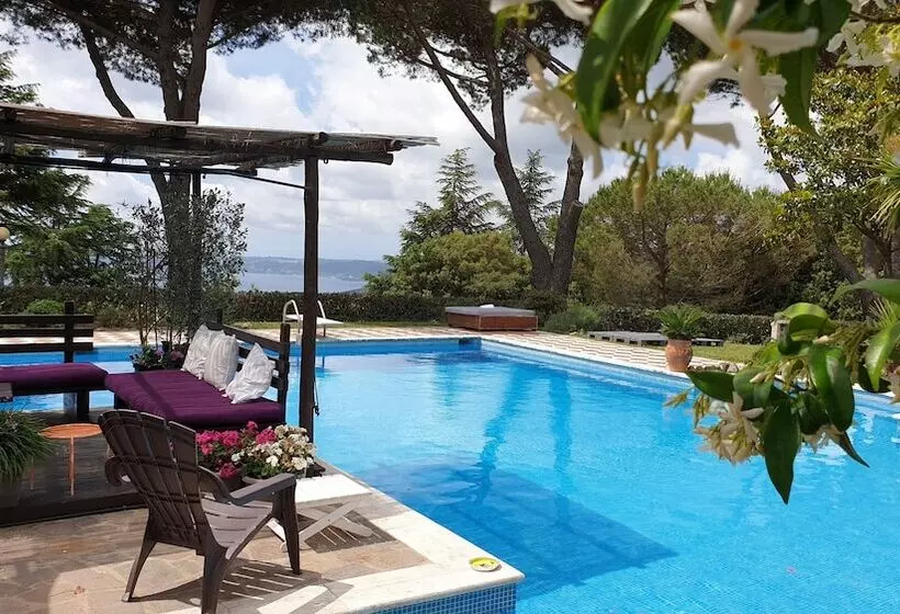簡易ホテル Almanuda Naturist Village