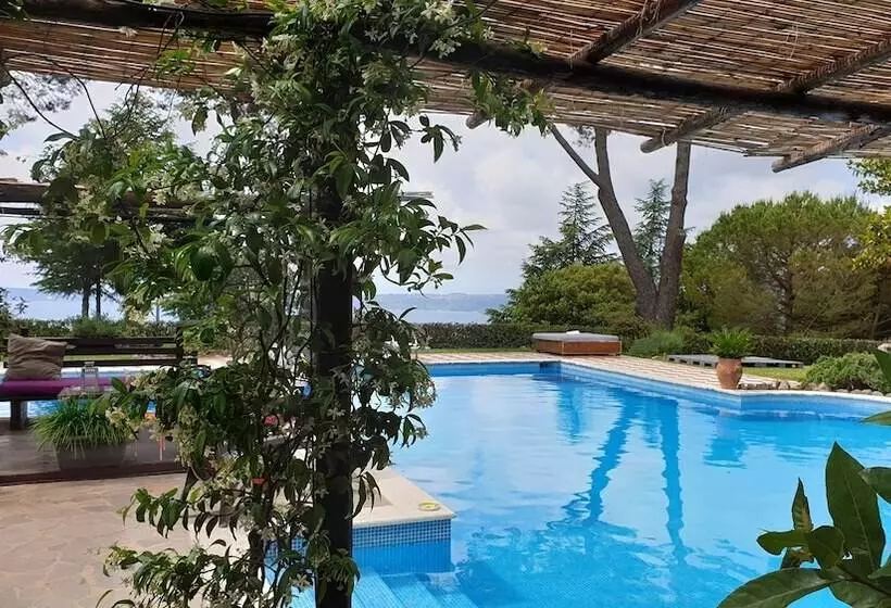 簡易ホテル Almanuda Naturist Village