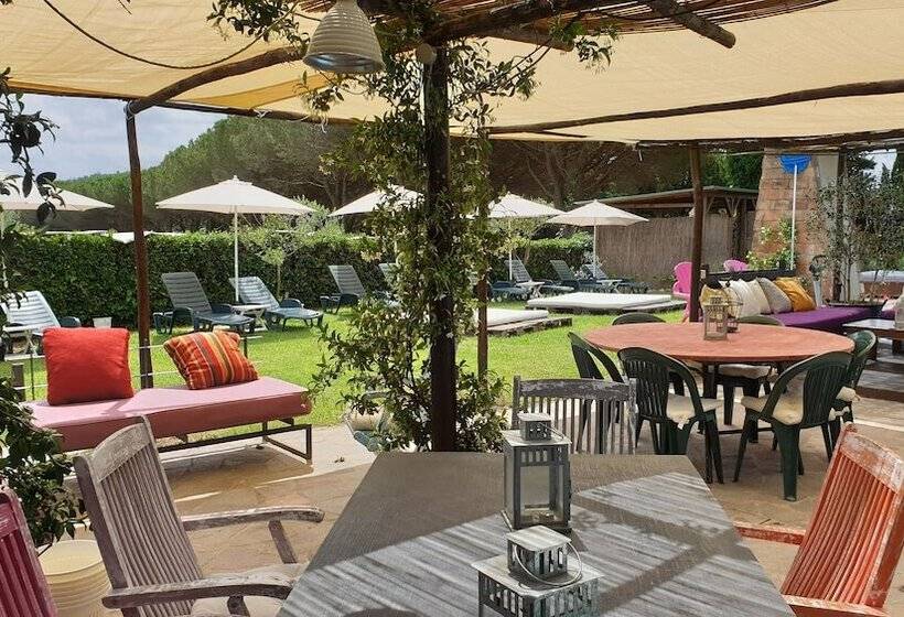 Хостел Almanuda Naturist Village