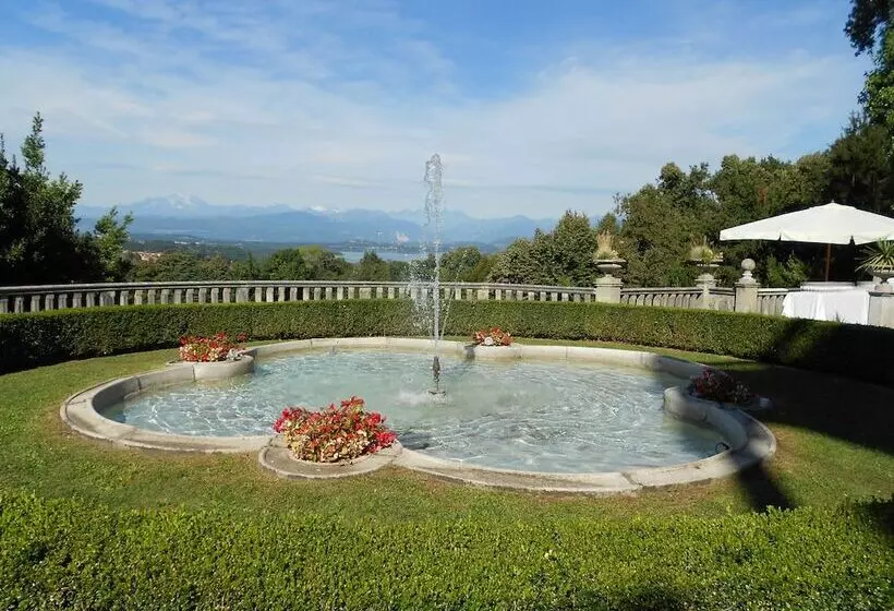 Hostelli Villa Cagnola