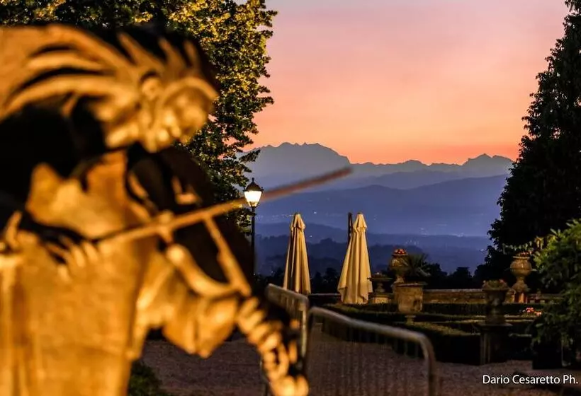 Hostelli Villa Cagnola