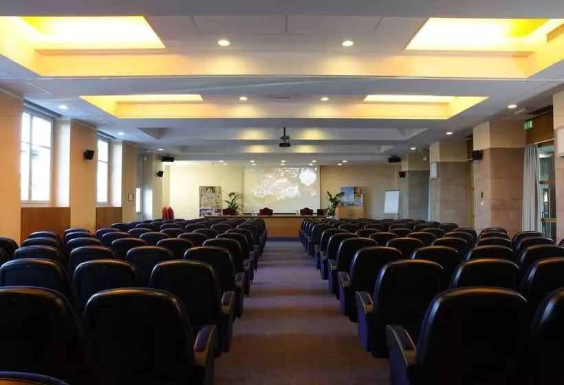 Hostelli Villa Cagnola