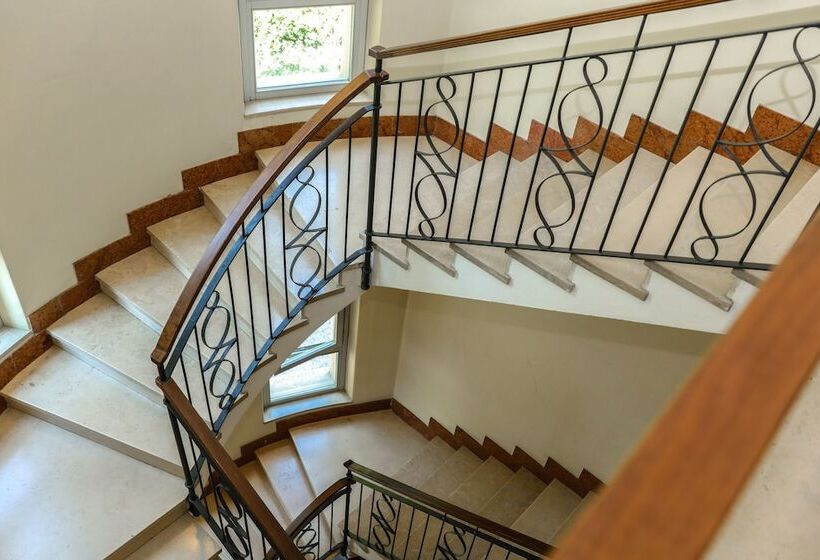 客栈  Villa Cagnola