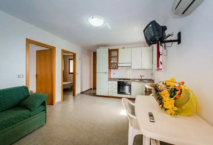 اقامتگاه Villaggio Punta Alice Srl