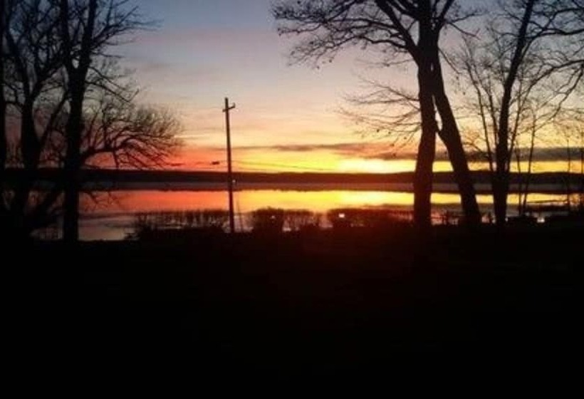 Bed and Breakfast Maple Springs Lake Side Inn