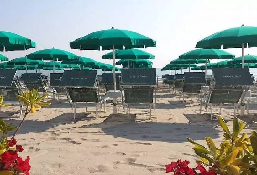 Hotelli Nettuno Senigallia