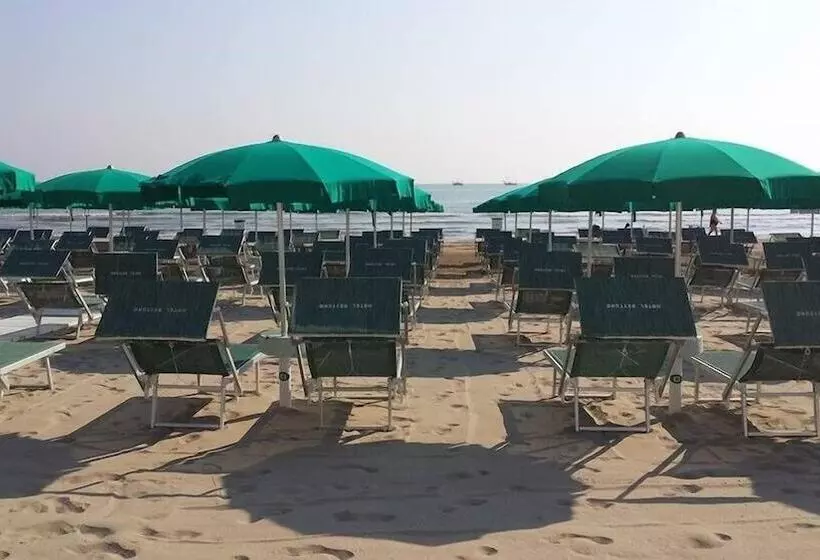 Hotelli Nettuno Senigallia