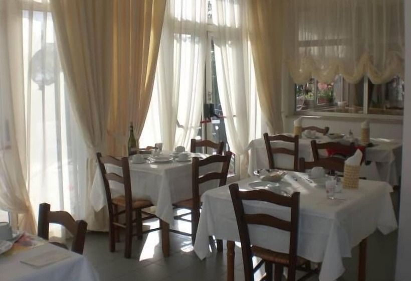 호텔 Nettuno Senigallia