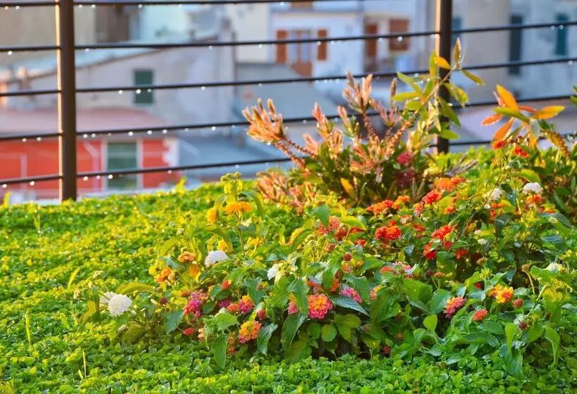 پانسیون Crêuza De Mä