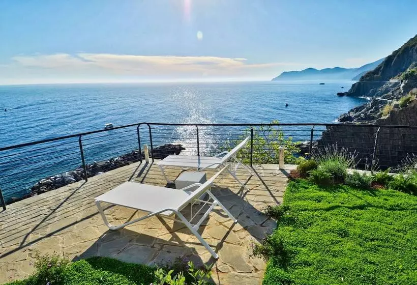 پانسیون Crêuza De Mä