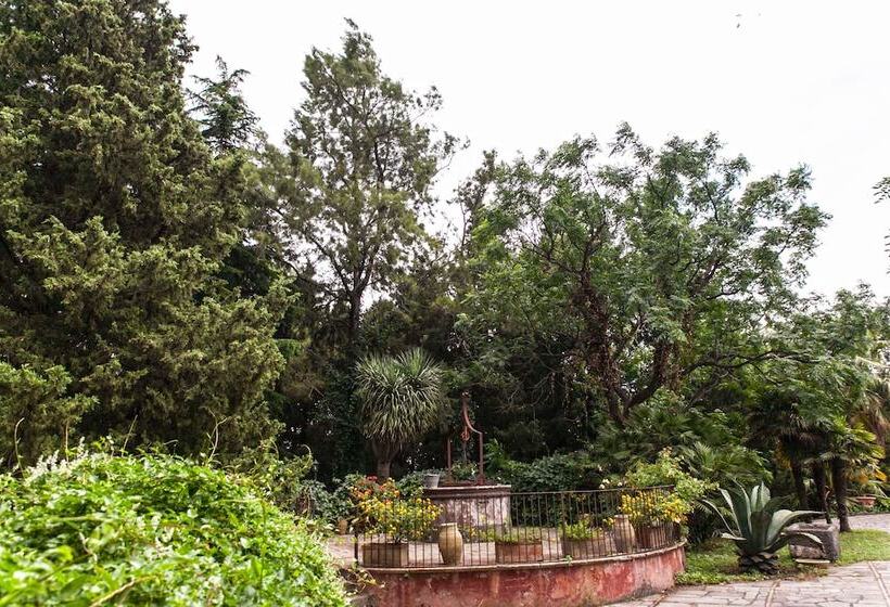 펜션 Etna Botanic Garden