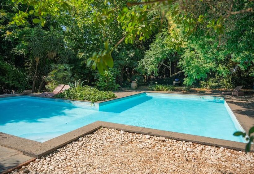 펜션 Etna Botanic Garden