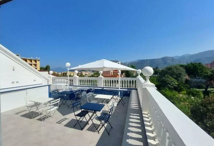 پانسیون Villa Gabriella Rooms & Breakfast