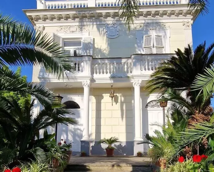 پانسیون Villa Gabriella Rooms & Breakfast