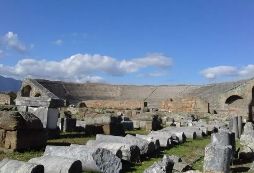 Aamiaismajoitus (B&B) Camere Riviera Di Ulisse