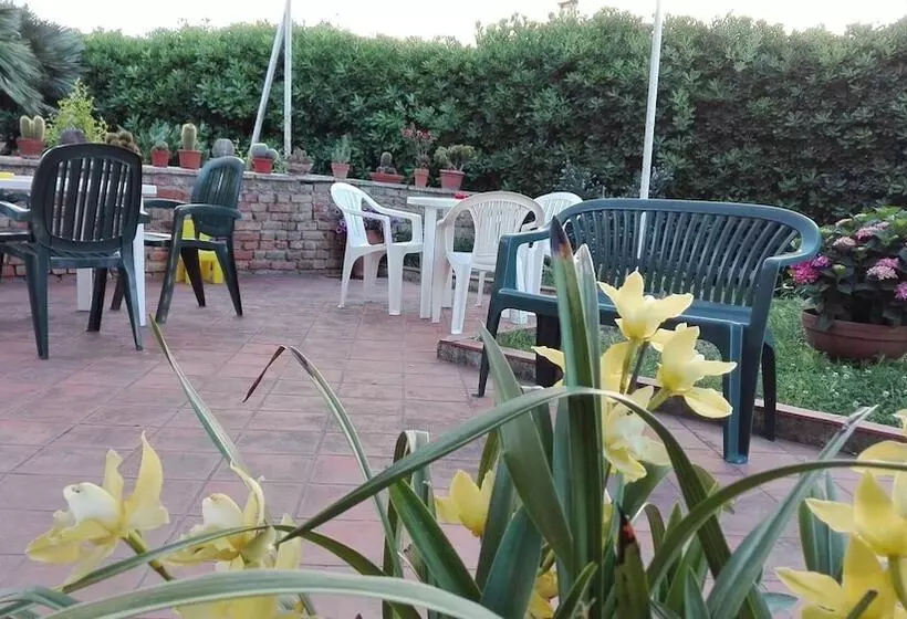 Aamiaismajoitus (B&B) Camere Riviera Di Ulisse