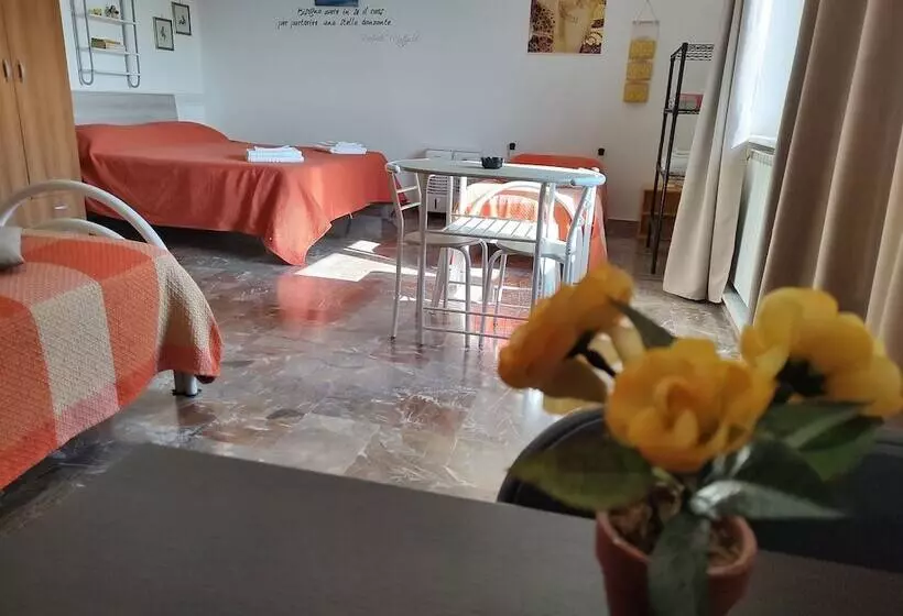 Aamiaismajoitus (B&B) Camere Riviera Di Ulisse