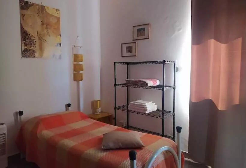 Aamiaismajoitus (B&B) Camere Riviera Di Ulisse