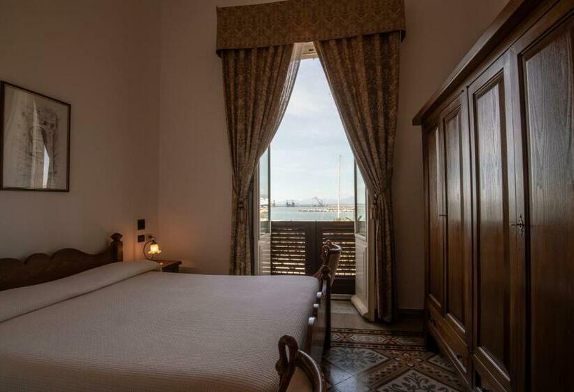 Отель Aer Bj Vittoria