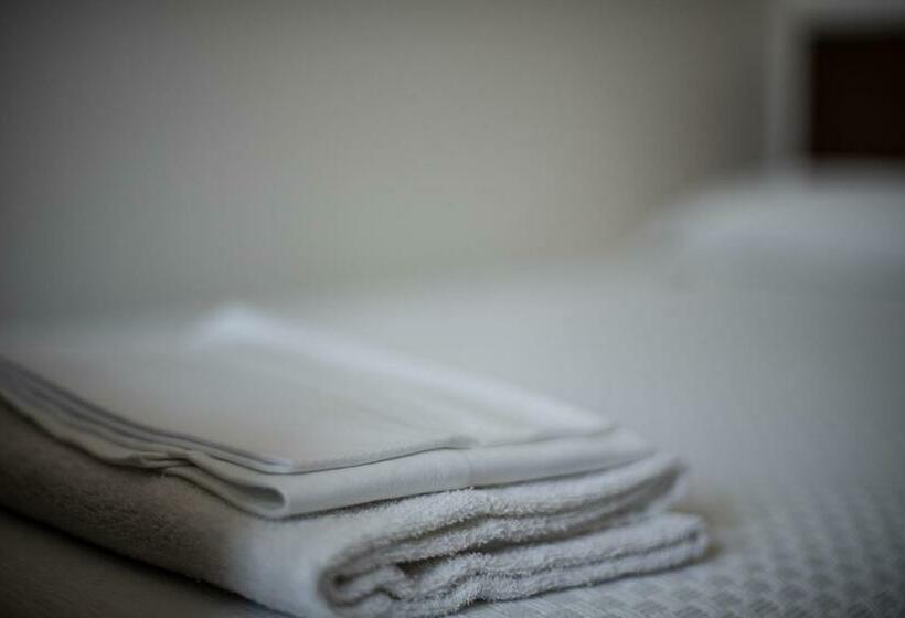 Отель Aer Bj Vittoria