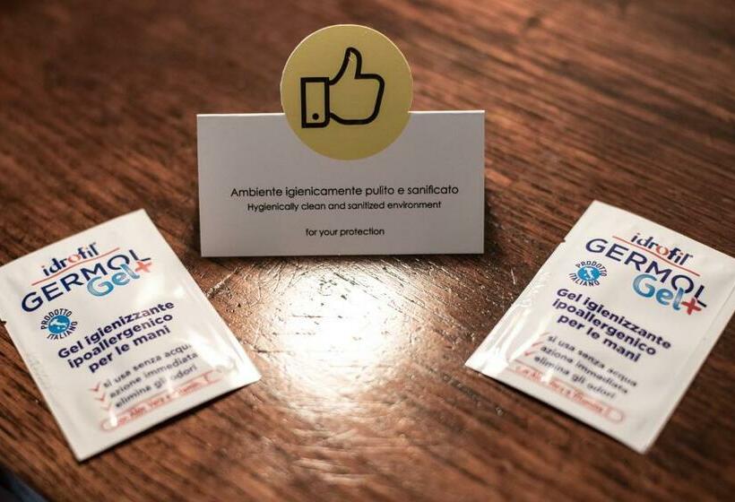 Отель Aer Bj Vittoria