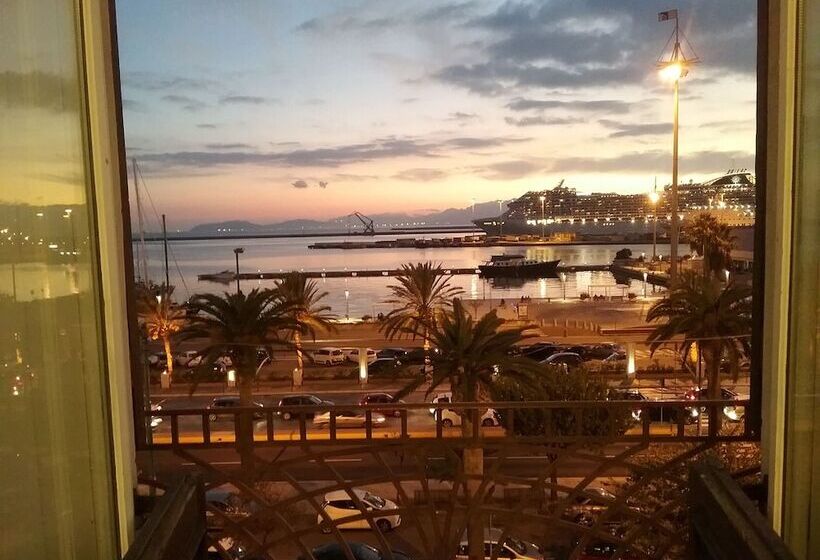 Отель Aer Bj Vittoria