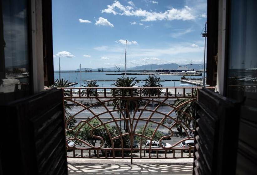 Отель Aer Bj Vittoria