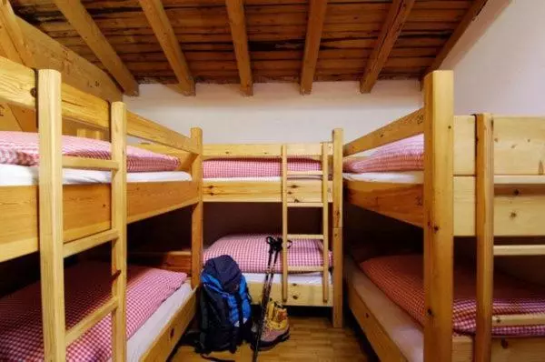 Hotelli Albergo Ristorante Payarin