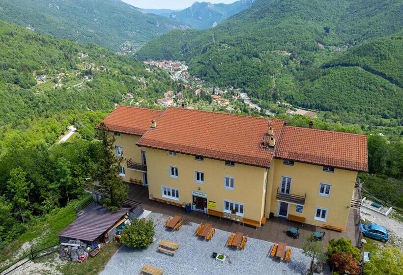 Отель Albergo Ristorante Payarin