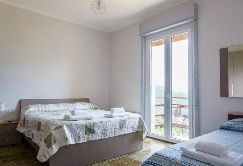 Hotelli Albergo Ristorante Payarin