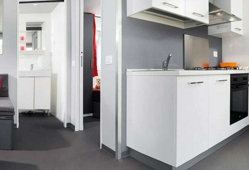 فندق Isamar Holiday Village