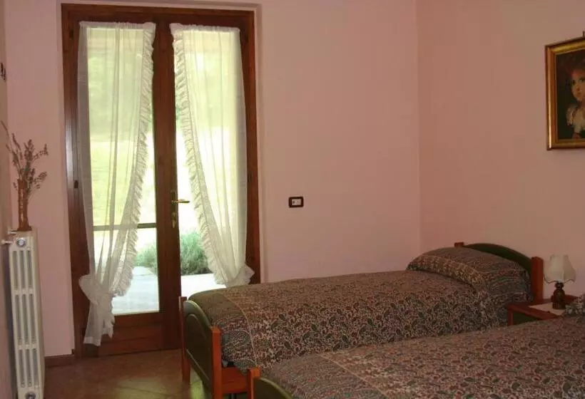 田舎風ホテル Agriturismo Altana Del Motto Rosso