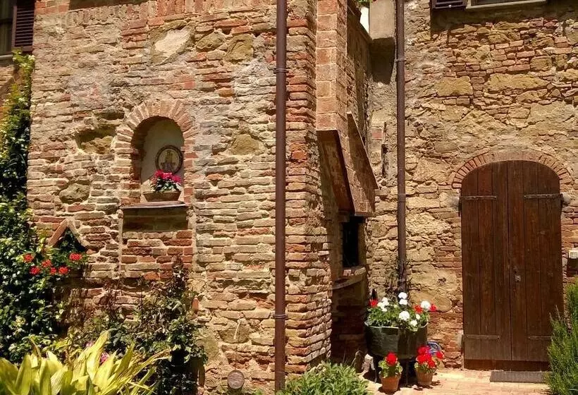 Maaseutuhotelli Agriturismo Podere Caggiolo   Swimming Pool & Air Conditioning