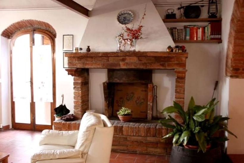 Сельский отель Agriturismo Podere Caggiolo Swimming Pool & Air Conditioning