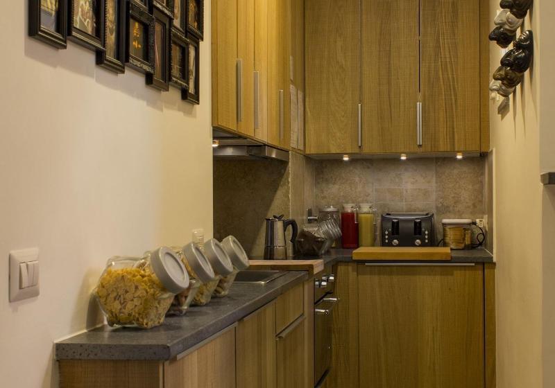 پانسیون Casa Latina